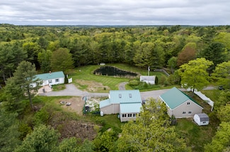31 Lakeview Dr, West Bath, ME 04530