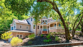 1362 Manzanita Ct, Santa Rosa, CA 95404