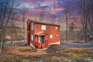 1136 Summit Terrace, East Stroudsburg, PA 18301