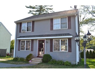 9 Nicholas Dr, Wareham, MA 02571