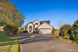 2805 Galleon Ct NE, Tacoma, WA 98422