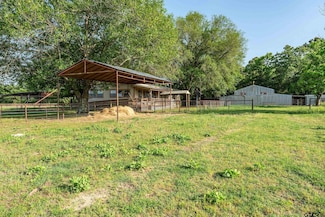 883 Private Road 7402, Hawkins, TX 75765