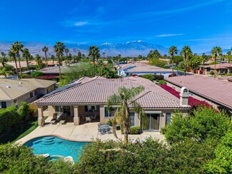 4 Hillcrest Dr, Palm Desert, CA 92260
