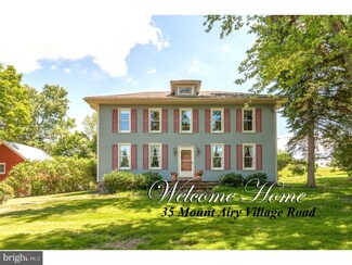 35 Mount Airy Village Rd, Lambertville, NJ 08530