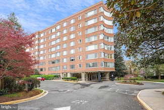 4200 Cathedral Ave NW Unit 1018, Washington, DC 20016