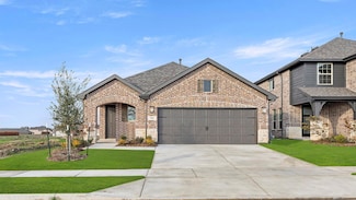761 Hidden Feather Dr, Lavon, TX 75166
