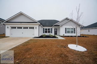 106 Holland Dr, Midway, GA 31320