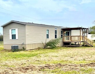 1734 County Road 2060, Hull, TX 77564