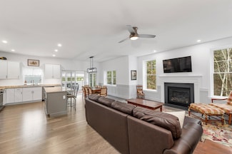 7 John Hardie Way, Chichester, NH 03258