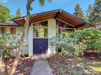 2227 W 29th Ave, Eugene, OR 97405