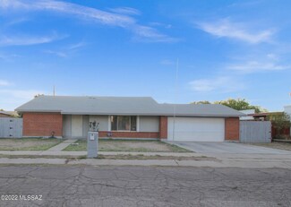 910 N Hayden Dr, Tucson, AZ 85710