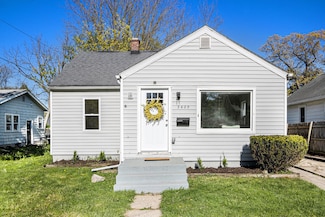 3423 Adams St, Kalamazoo, MI 49008