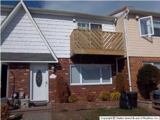 27 Cedar Grove Ct, Staten Island, NY 10306