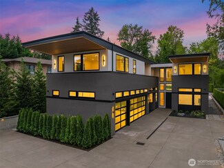 7652 NE 12th St, Medina, WA 98039