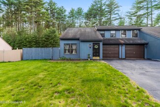 4 Queen Ann Ct, Queensbury, NY 12804