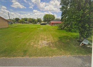 210 1st St, Santa Rosa, TX 78593