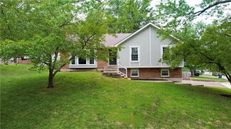 15311 W 122nd St, Olathe, KS 66062