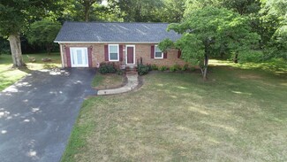 397 Flat Woods Rd, Amherst, VA 24521