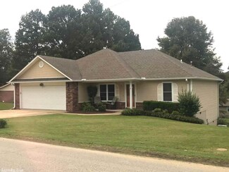 402 W Pine St, Pocahontas, AR 72455
