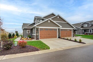 6533 Cortland Park Dr, Deforest, WI 53532