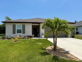 1105 SW Ivanhoe St, Port St. Lucie, FL 34983