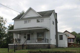302 Hudson St, Jermyn, PA 18433