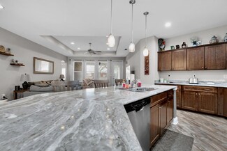 22 7th Ave, Shalimar, FL 32579