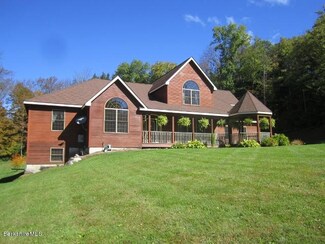 120 Bull Hill Rd, Pittsfield, MA 01201