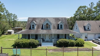 1818 Union Carbide Rd, Woodbine, GA 31569