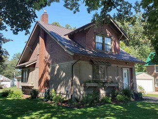 631 Main St, Elma, IA 50628