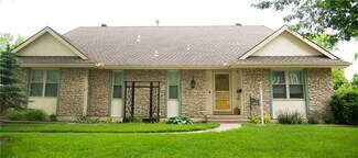 14800 E 33rd St S, Independence, MO 64055