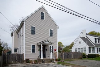 25 Withington St, Newbury, MA 01951