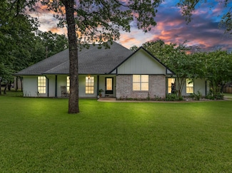 108 Wooded Acre Loop, Whitney, TX 76692