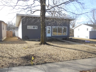 2925 Cambridge Blvd, Fort Wayne, IN 46808