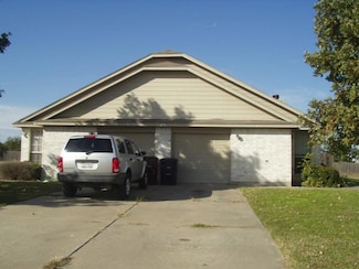 201 Axis Deer Trail Unit A, Hutto, TX 78634
