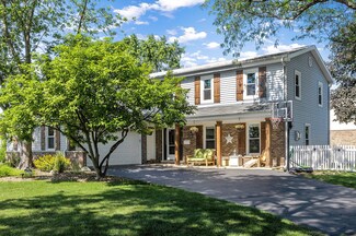 922 N Williams Dr, Palatine, IL 60074