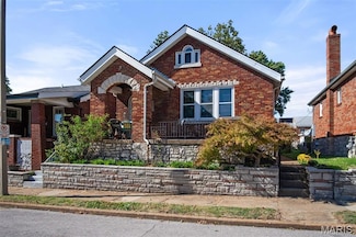 6509 Morganford Rd, Saint Louis, MO 63116