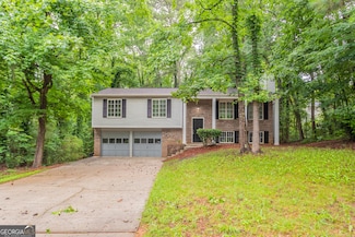 740 Stoneside Ct, Stone Mountain, GA 30083