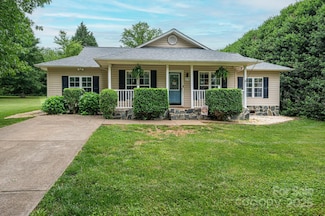1774 Smyrna Ln, Catawba, NC 28609