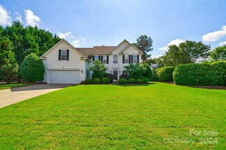 3000 Strawberry Rd, Matthews, NC 28104