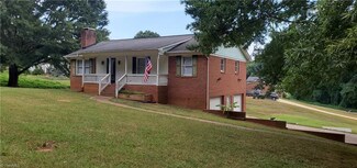103 Tall Oak Ct, Lexington, NC 27295