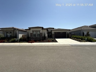 1765 N Whitmore Ave, Clovis, CA 93619