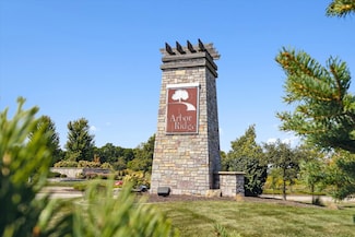 L101 Greenway Cir, Janesville, WI 53548