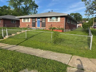 3852 Illinois Ave, Saint Louis, MO 63118