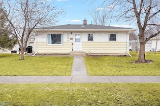 1104 18 1 2 St N, Moorhead, MN 56560