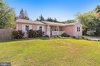 43 Walnut St, Little Egg Harbor Township, NJ 08087