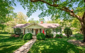 327 Signal Mountain Blvd, Signal Mountain, TN 37377