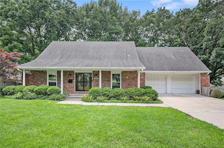 10100 El Monte St, Overland Park, KS 66207