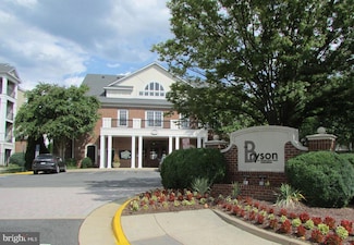 12945 Centre Park Cir Unit 403, Herndon, VA 20171