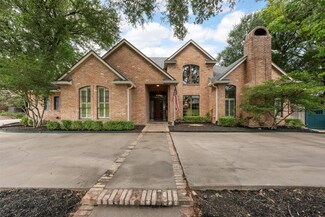 804 Wooded Crest Dr, Woodway, TX 76712
